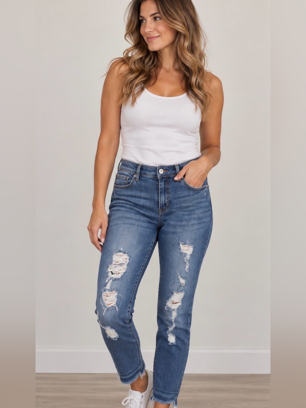 INC Denim Jeans Womens 8 Destructed Destroyed Crop/Ankle Frayed Hem Modern Fit